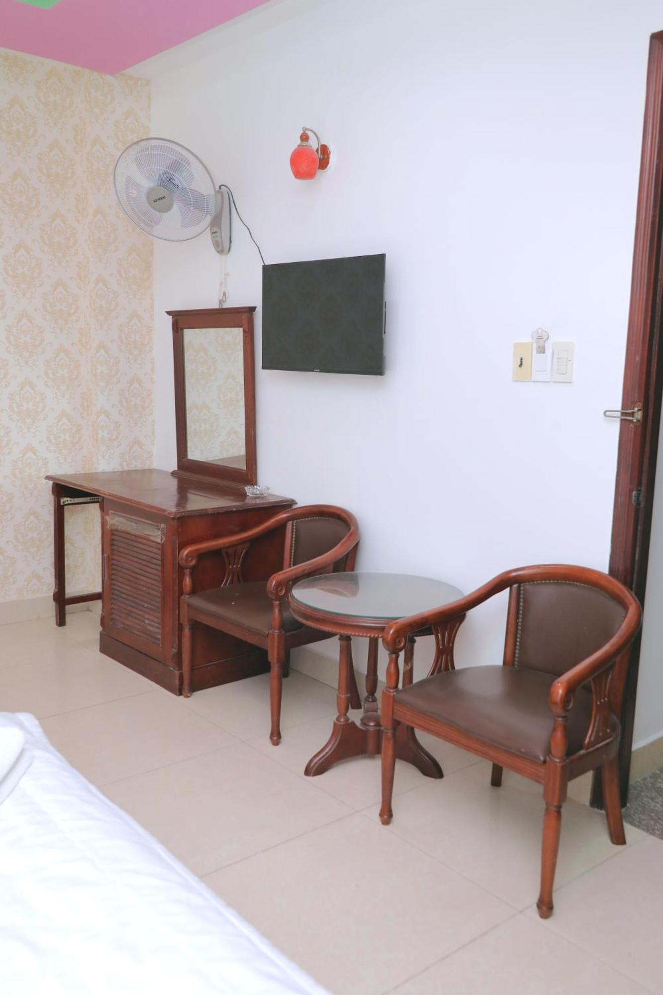 Hotel Khach San Sao Mai Xanh - Sao Mai Xanh