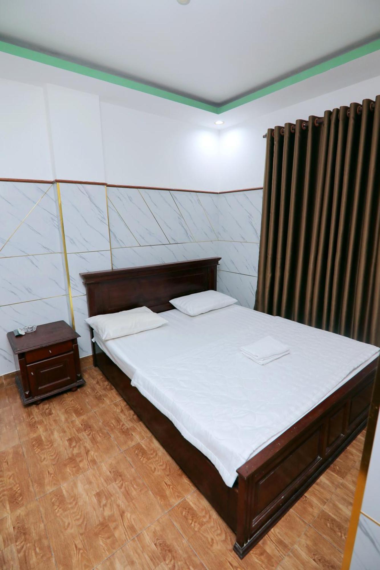 Khach San Sao Mai Xanh - Sao Mai Xanh Hotel